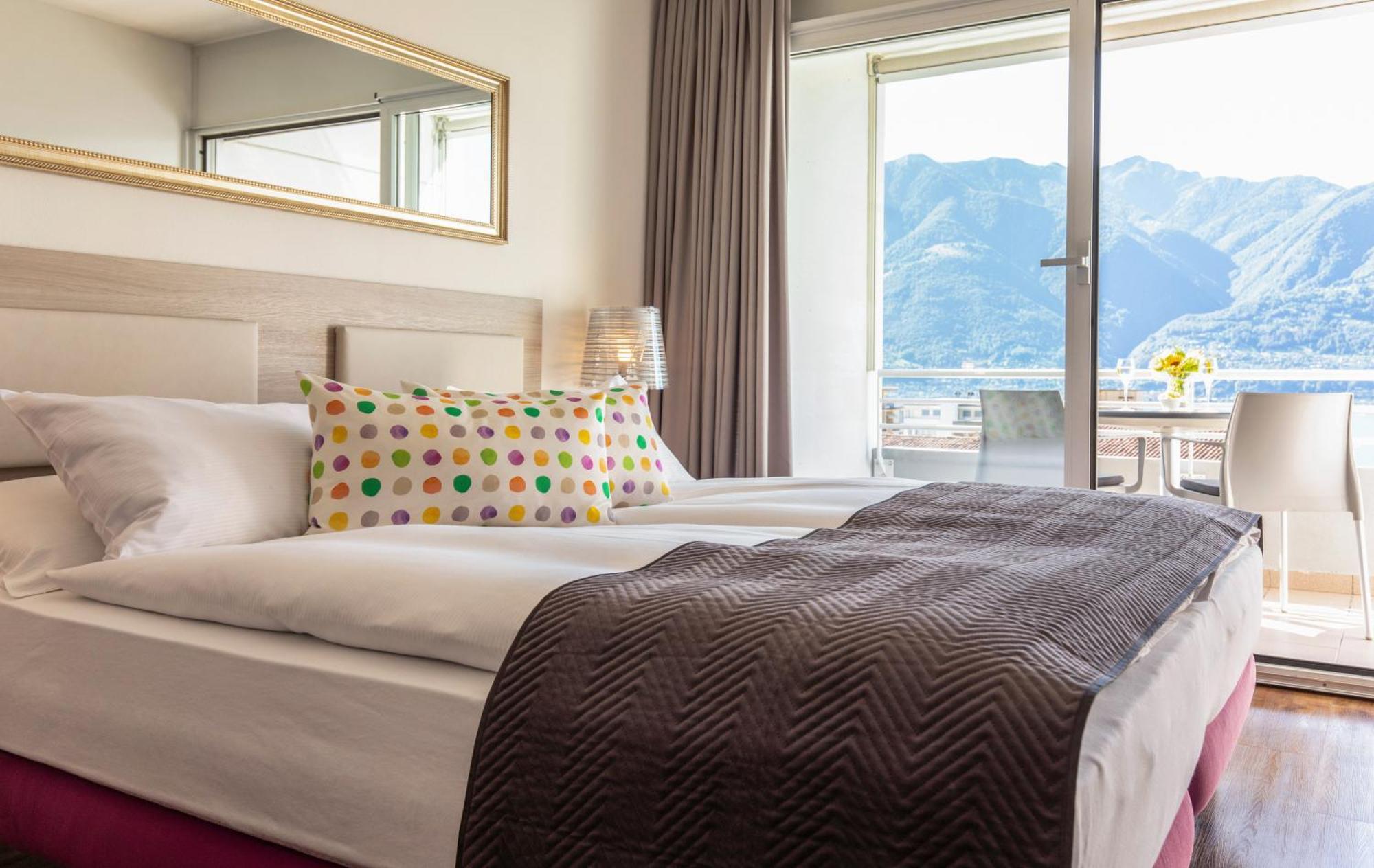 Smart-Hotel Minusio, A Swiss Quality Hotel Exterior photo
